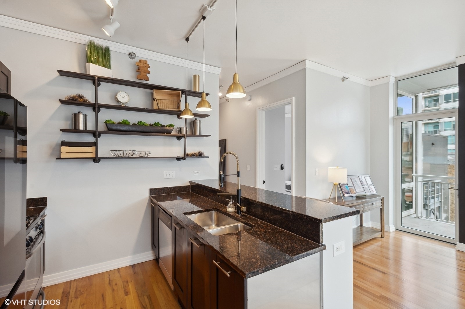 170 W POLK Street Unit: 1408