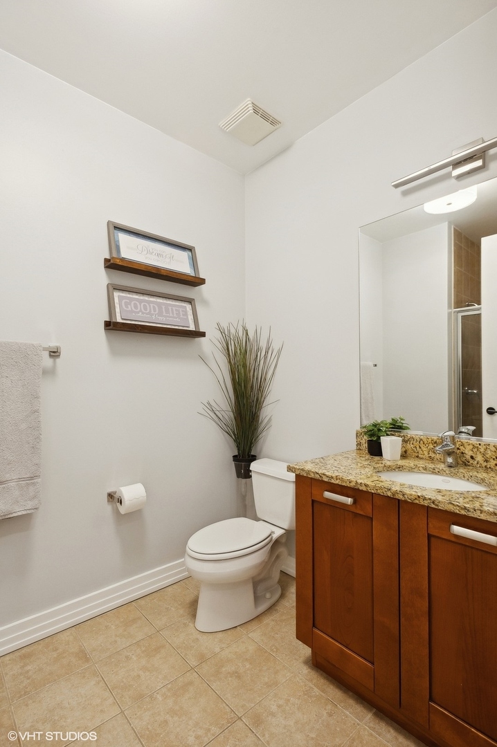 170 W POLK Street Unit: 1408