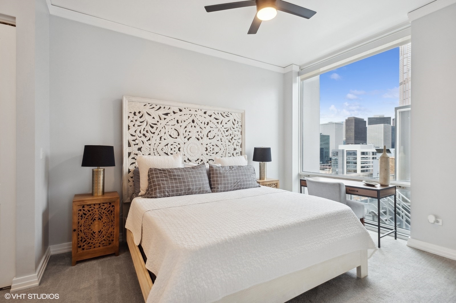 170 W POLK Street Unit: 1408