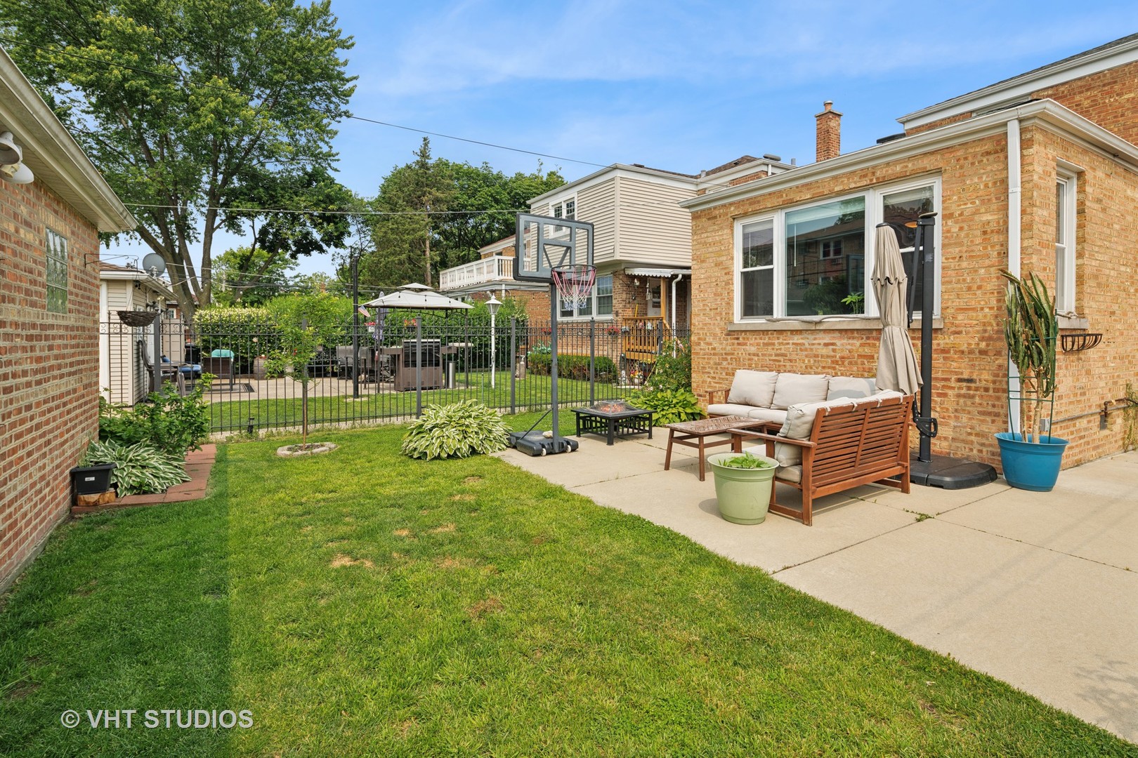 6967 W Wolfram Street