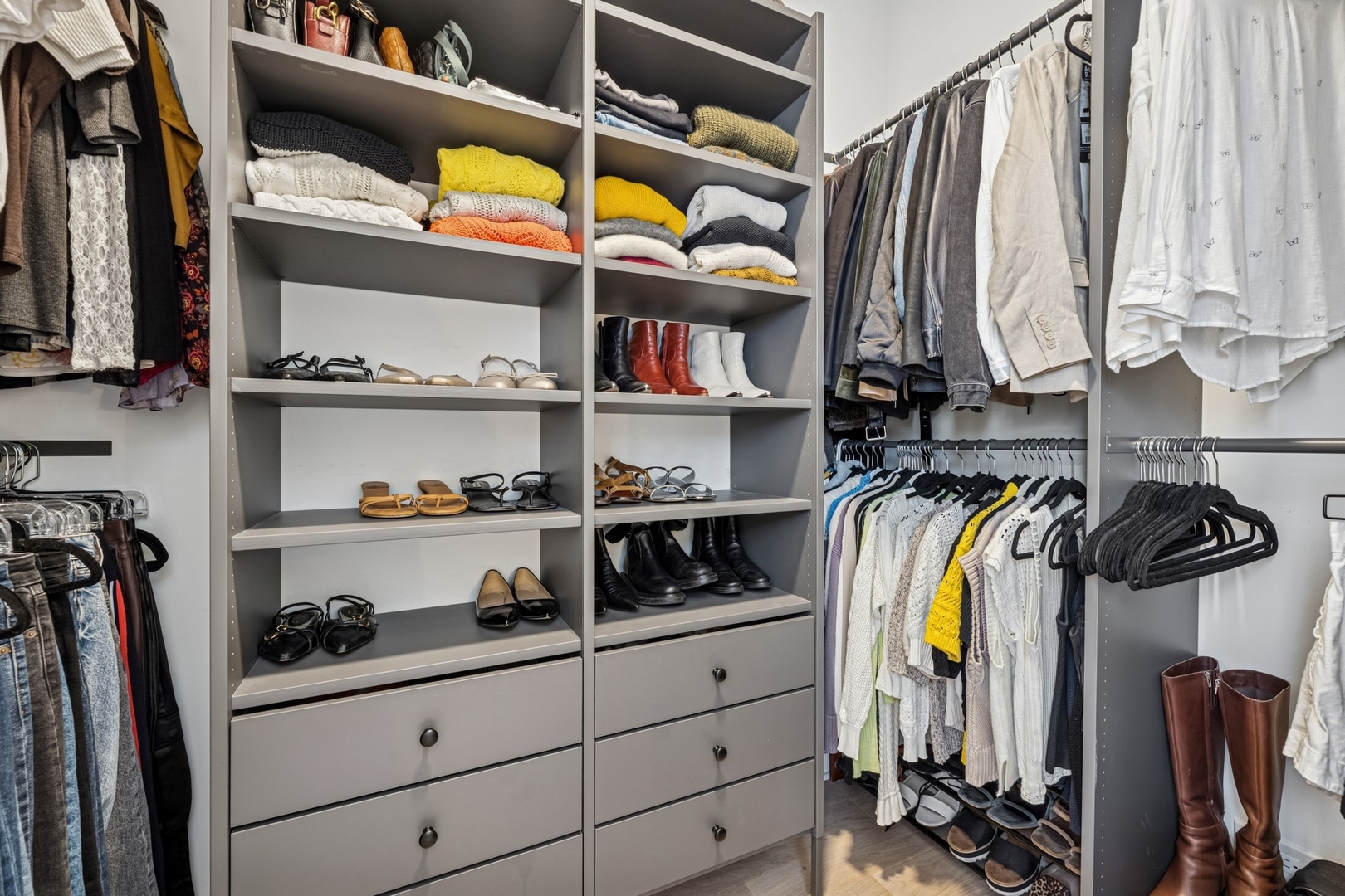 1840 W Grace Street Unit: 2W