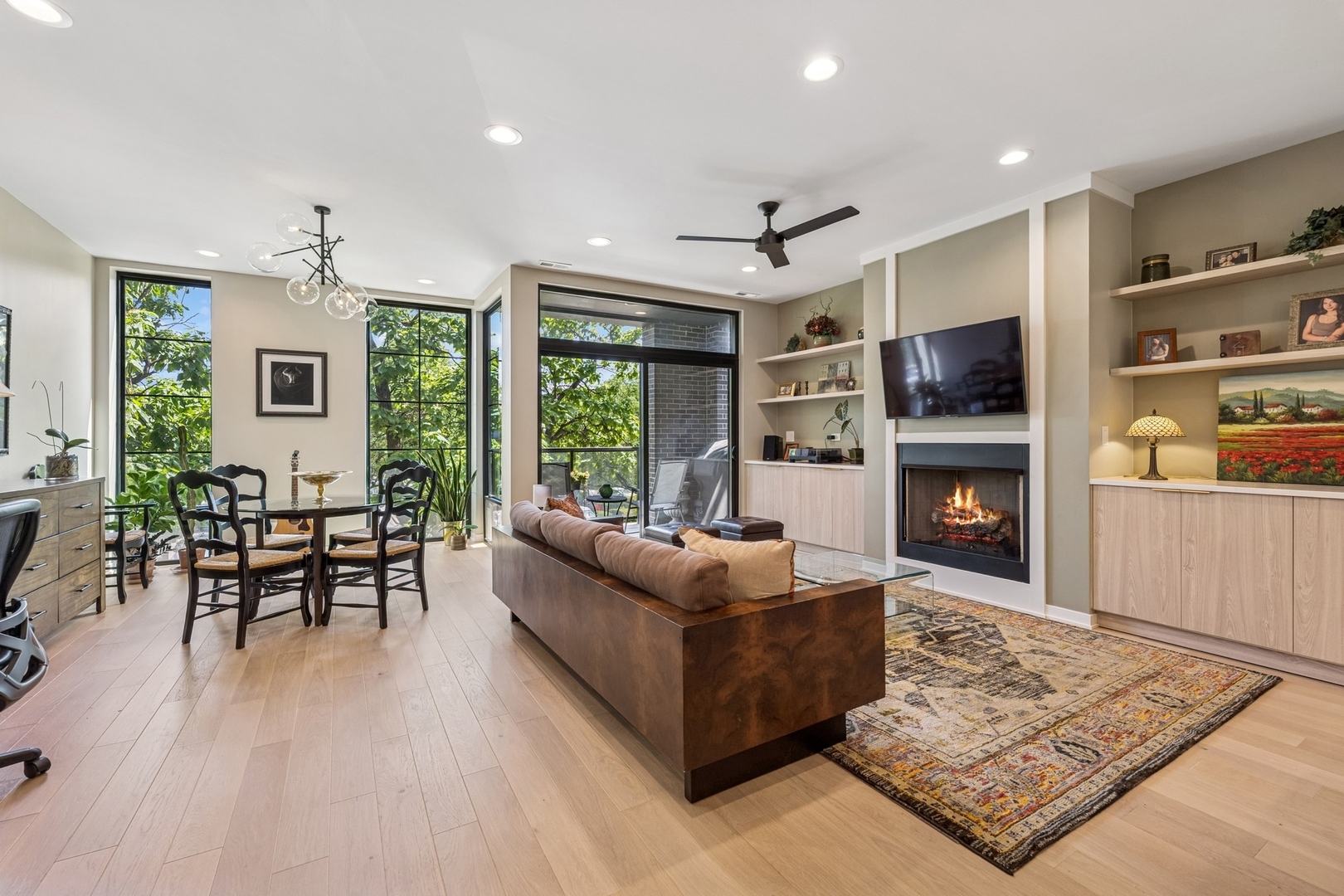 1840 W Grace Street Unit: 2W