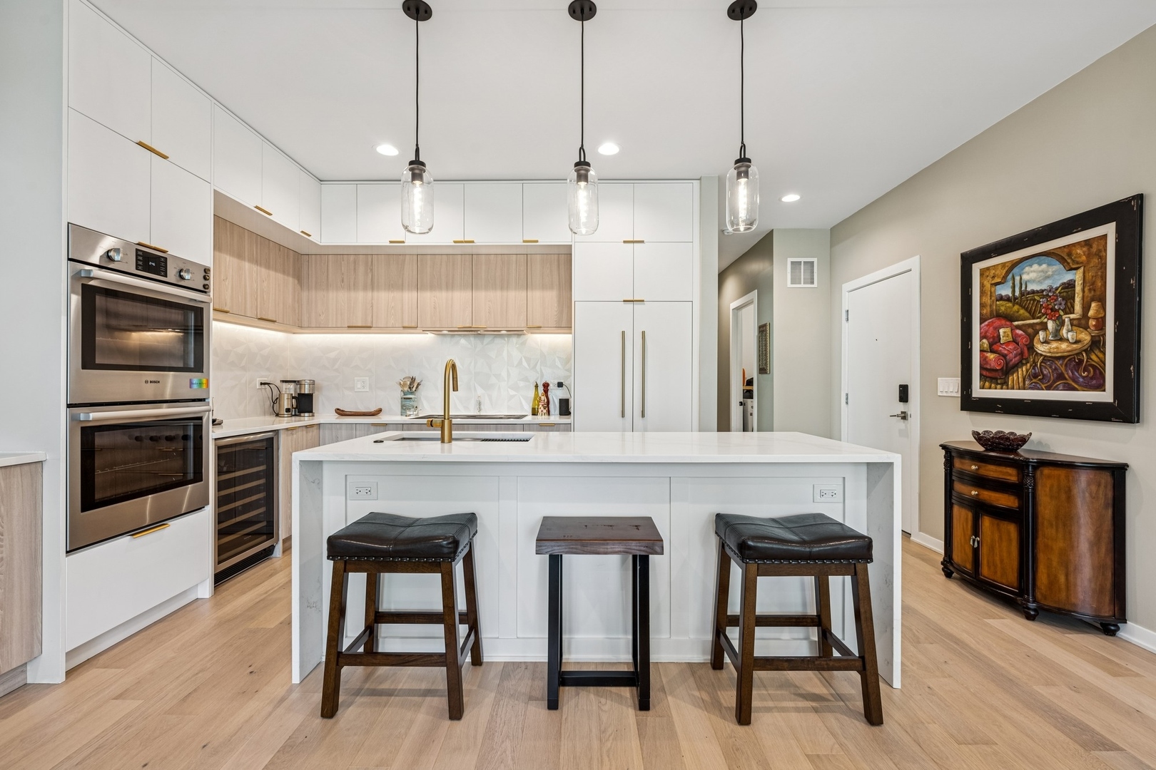 1840 W Grace Street Unit: 2W