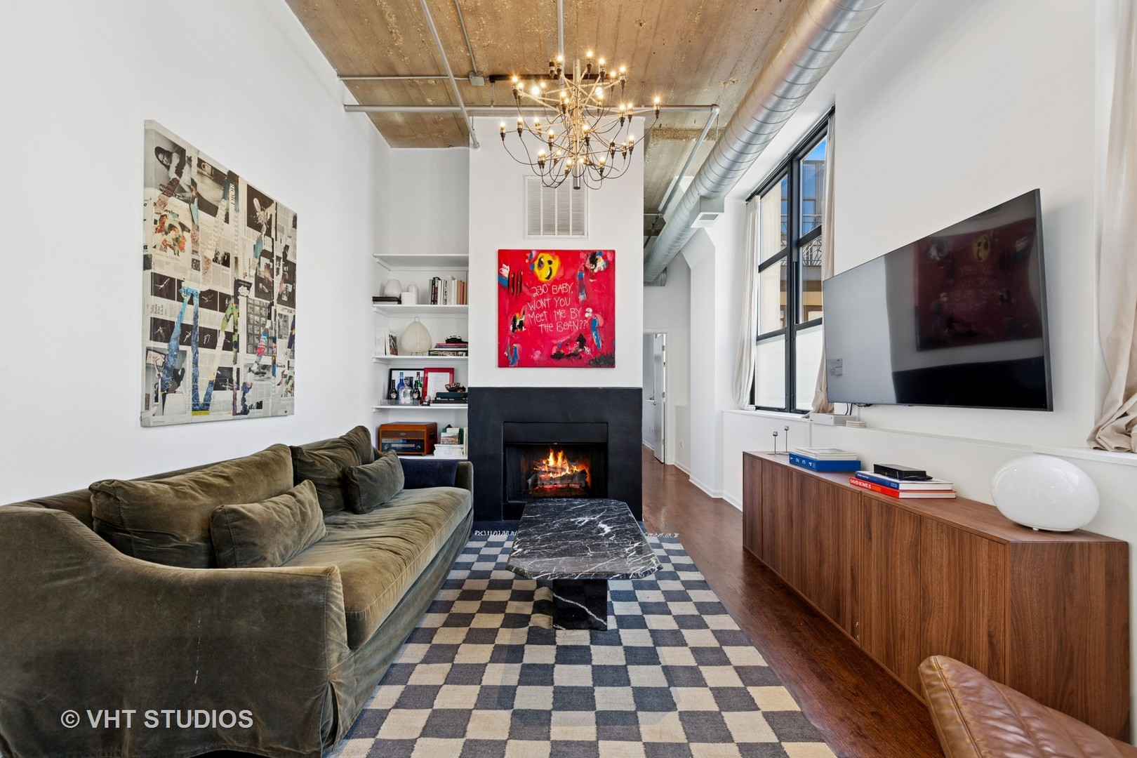 758 N Larrabee Street Unit: 830
