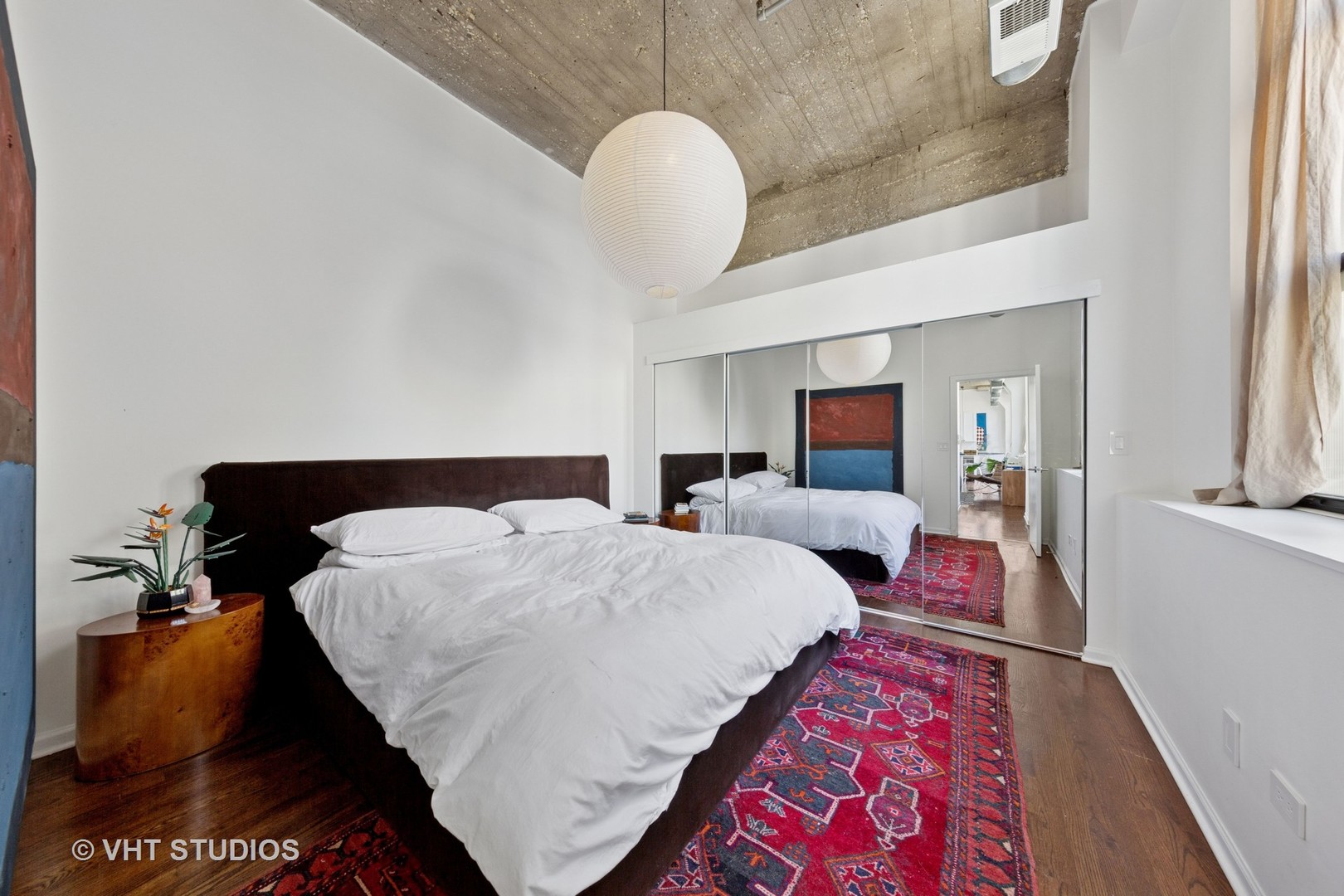 758 N Larrabee Street Unit: 830