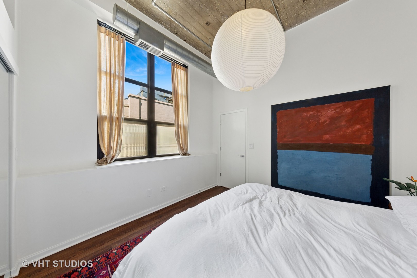 758 N Larrabee Street Unit: 830