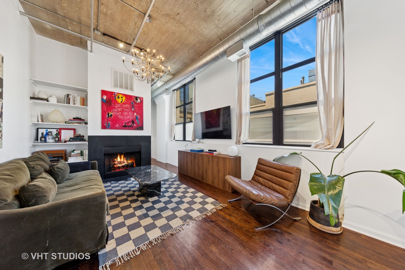 758 N Larrabee Street Unit: 830