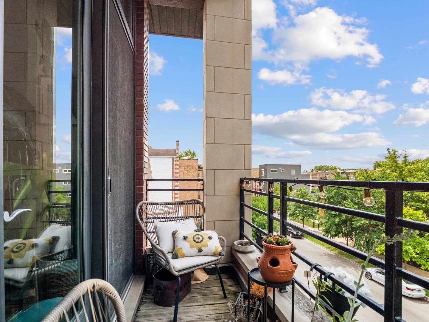 1515 N Talman Avenue Unit: 3S