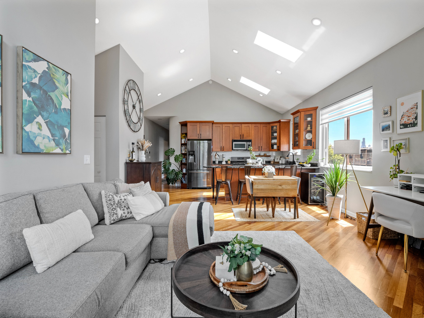 1515 N Talman Avenue Unit: 3S