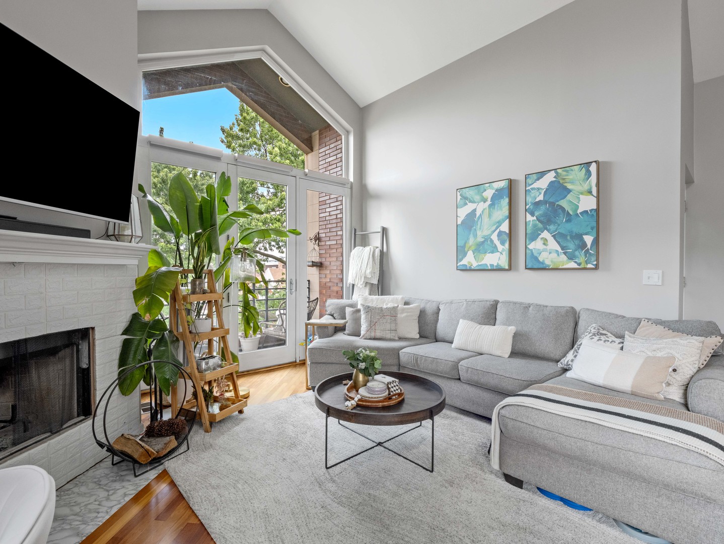 1515 N Talman Avenue Unit: 3S