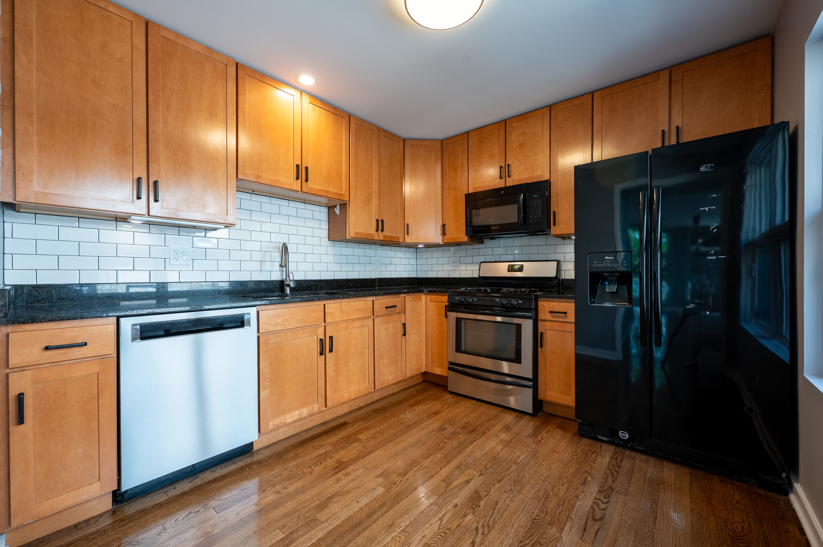 937 W Wrightwood Avenue Unit: C
