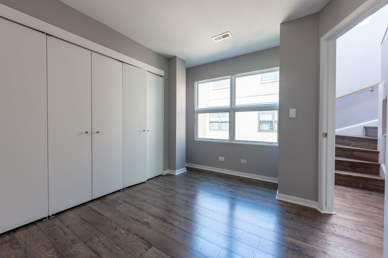 937 W Wrightwood Avenue Unit: C