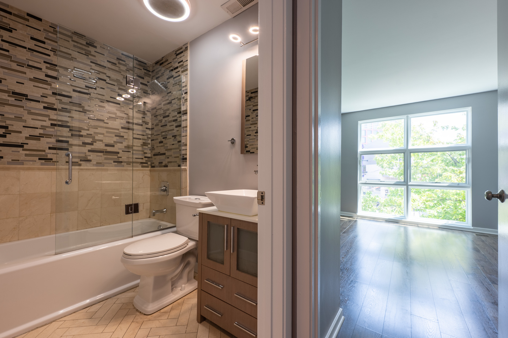 937 W Wrightwood Avenue Unit: C