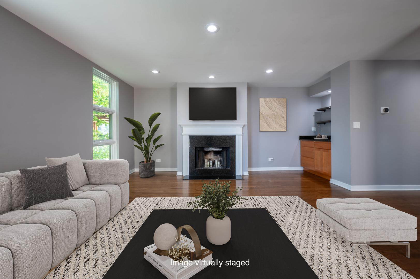 937 W Wrightwood Avenue Unit: C