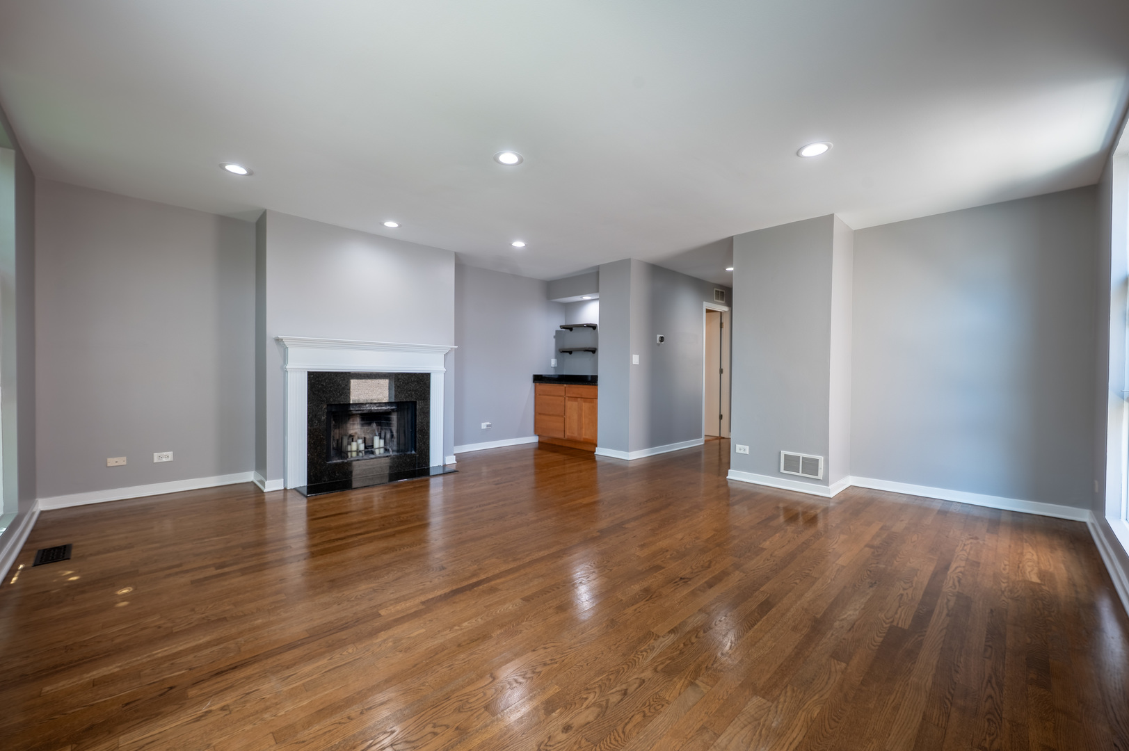 937 W Wrightwood Avenue Unit: C