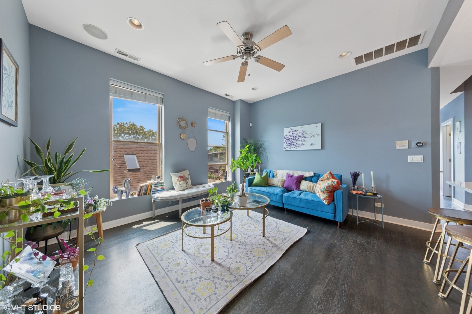 1134 N Wolcott Avenue Unit: 3R