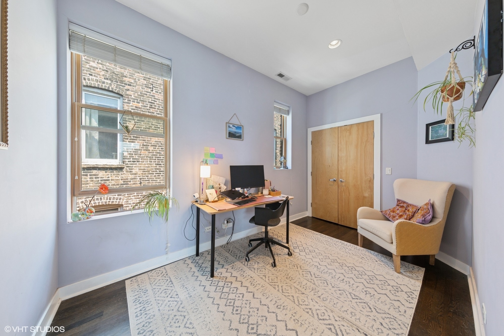 1134 N Wolcott Avenue Unit: 3R