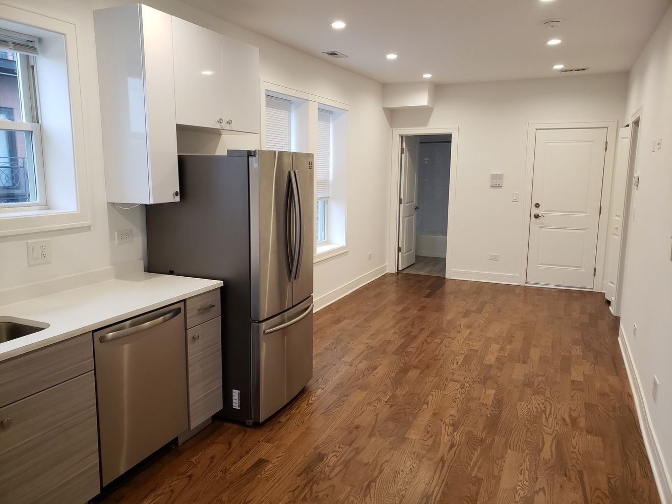 2347 W Taylor Street Unit: 1M