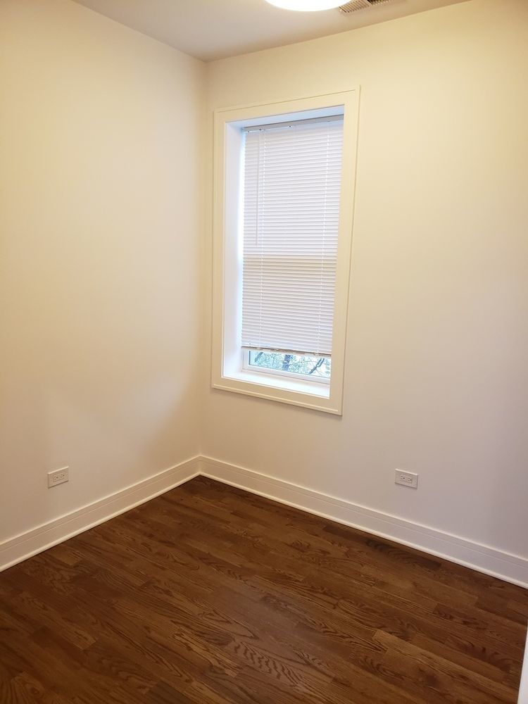 2347 W Taylor Street Unit: 1M