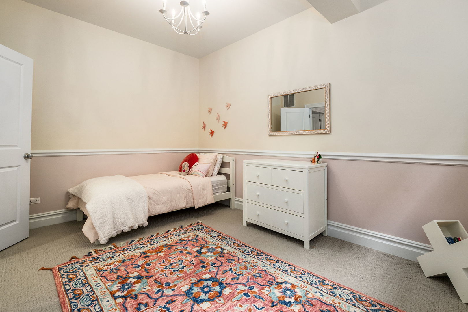 2014 N SEMINARY Avenue Unit: 1