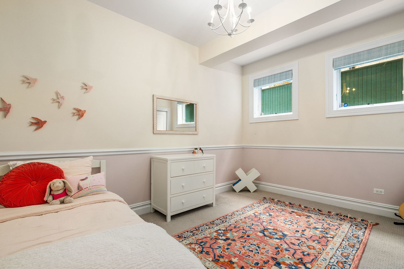 2014 N SEMINARY Avenue Unit: 1