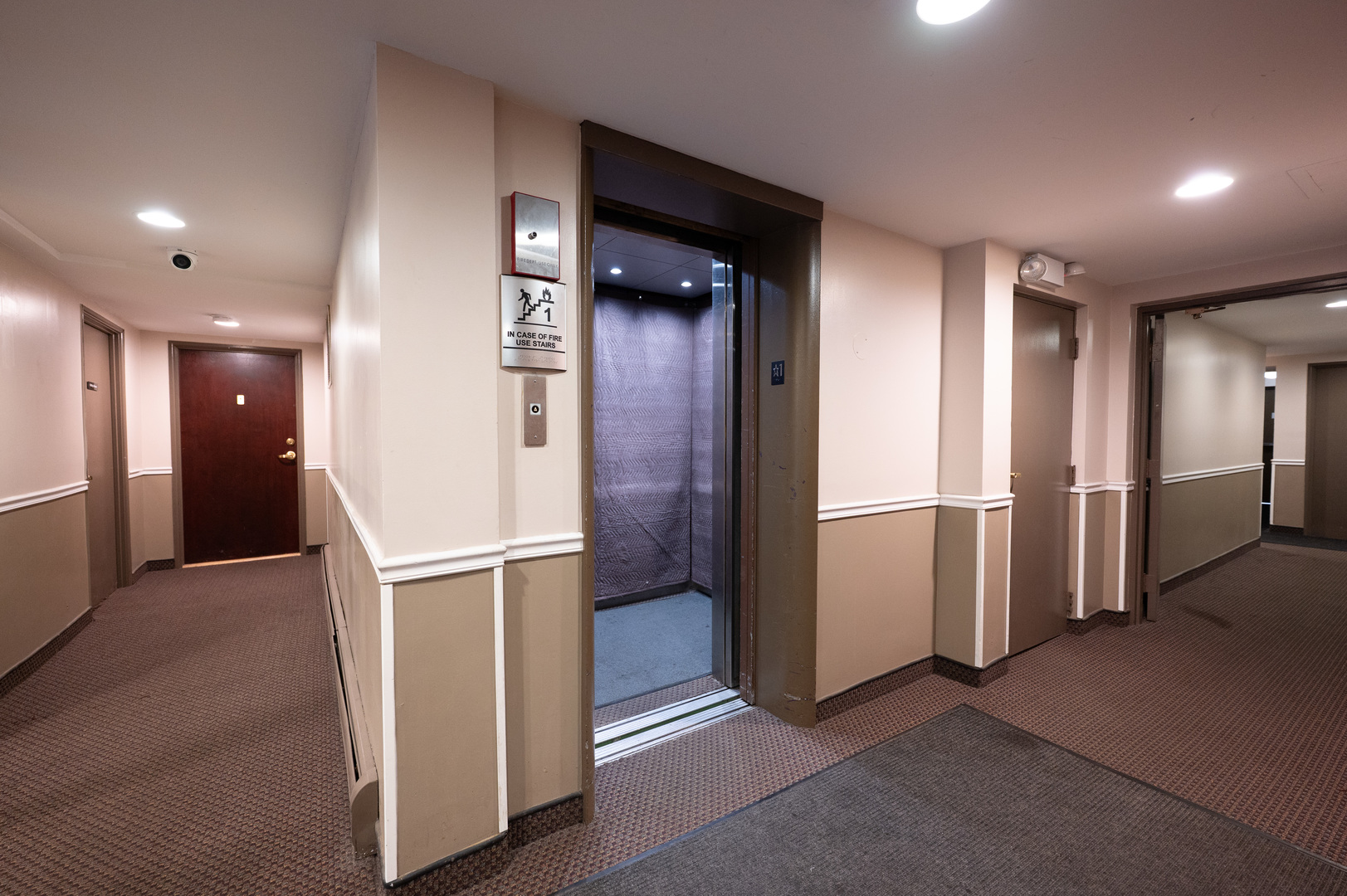 644 W Arlington Place Unit: 2G