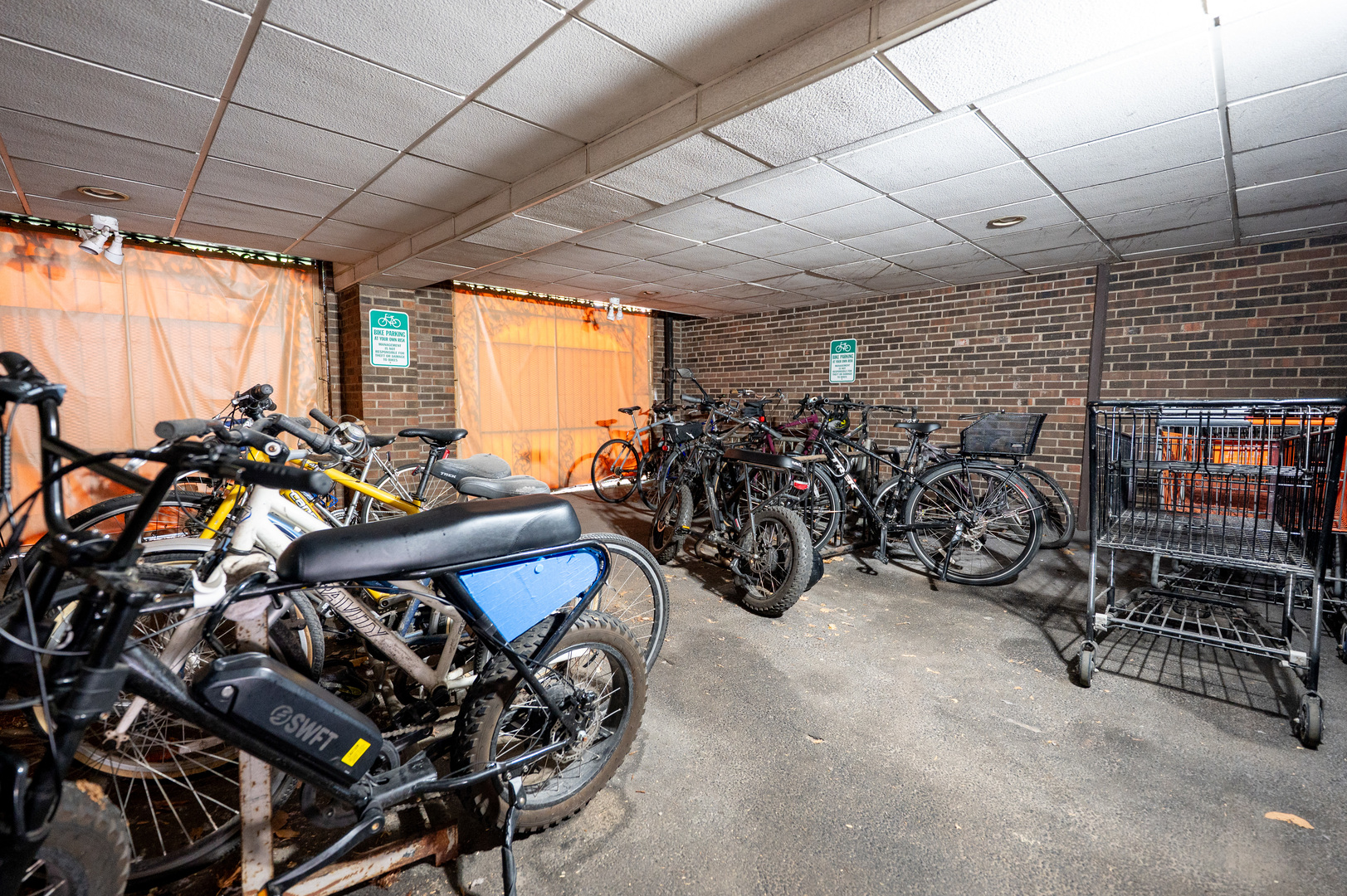 644 W Arlington Place Unit: 2G