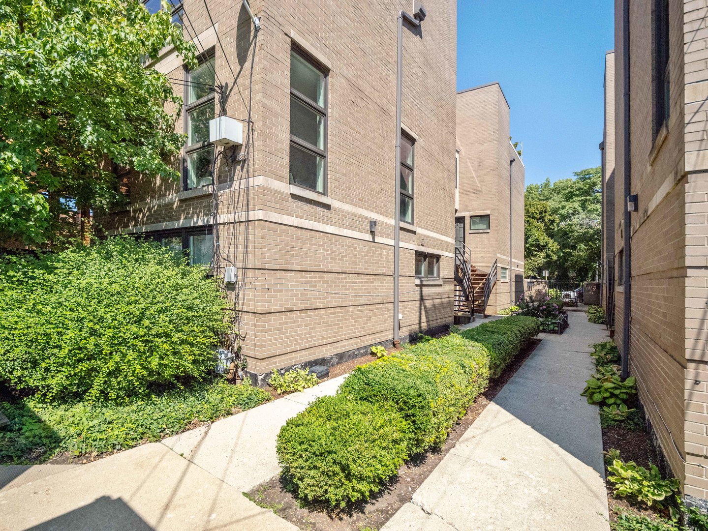 937 W Wrightwood Avenue Unit: C