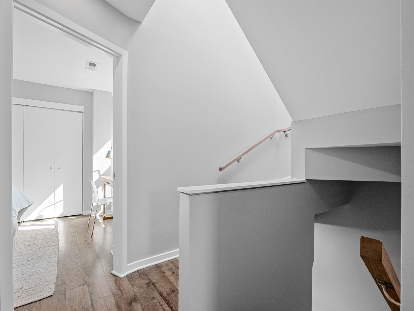 937 W Wrightwood Avenue Unit: C