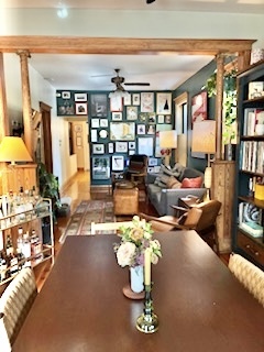1901 N Hoyne Avenue Unit: 1