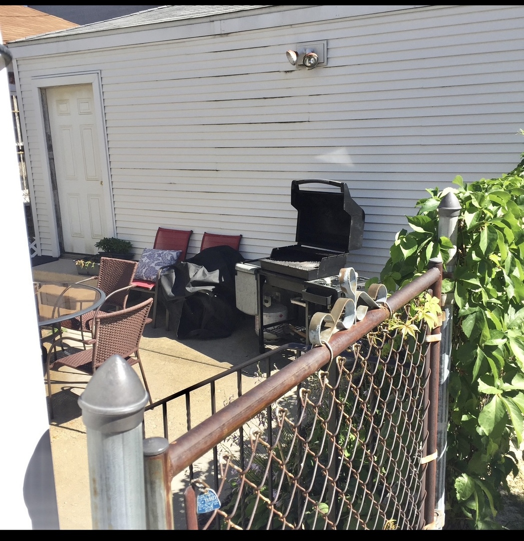 1901 N Hoyne Avenue Unit: 1