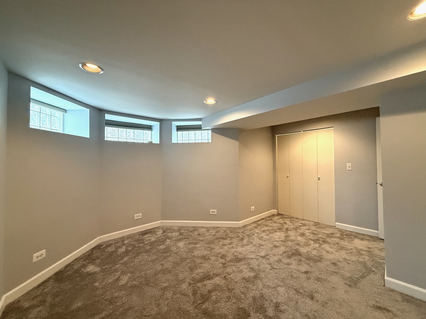 1901 N Hoyne Avenue Unit: 1