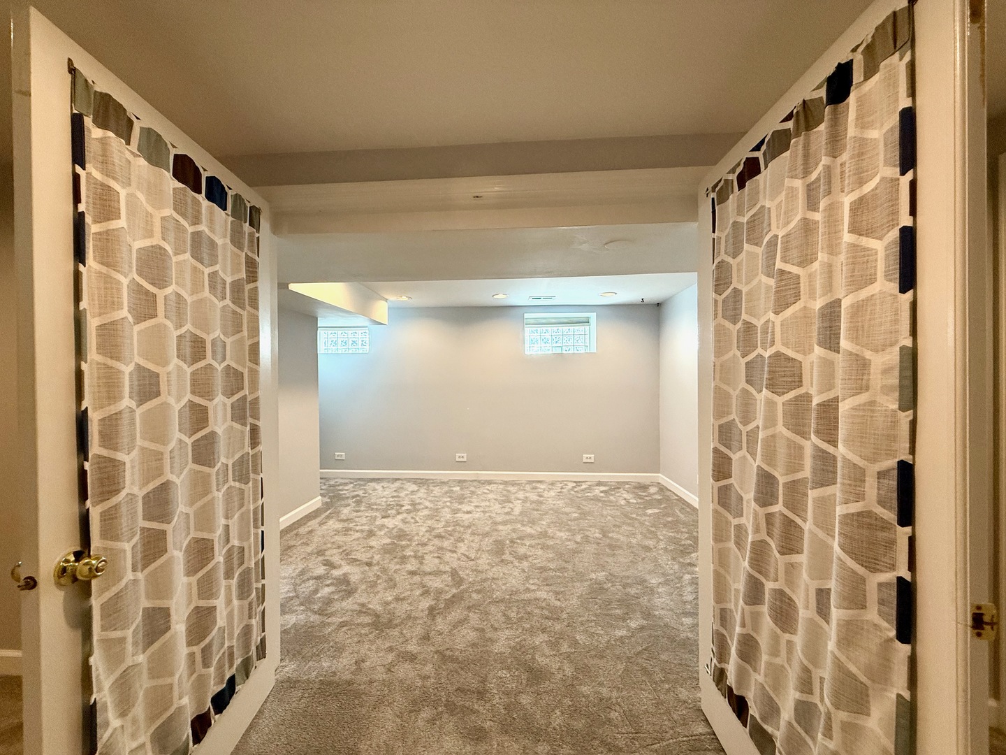 1901 N Hoyne Avenue Unit: 1