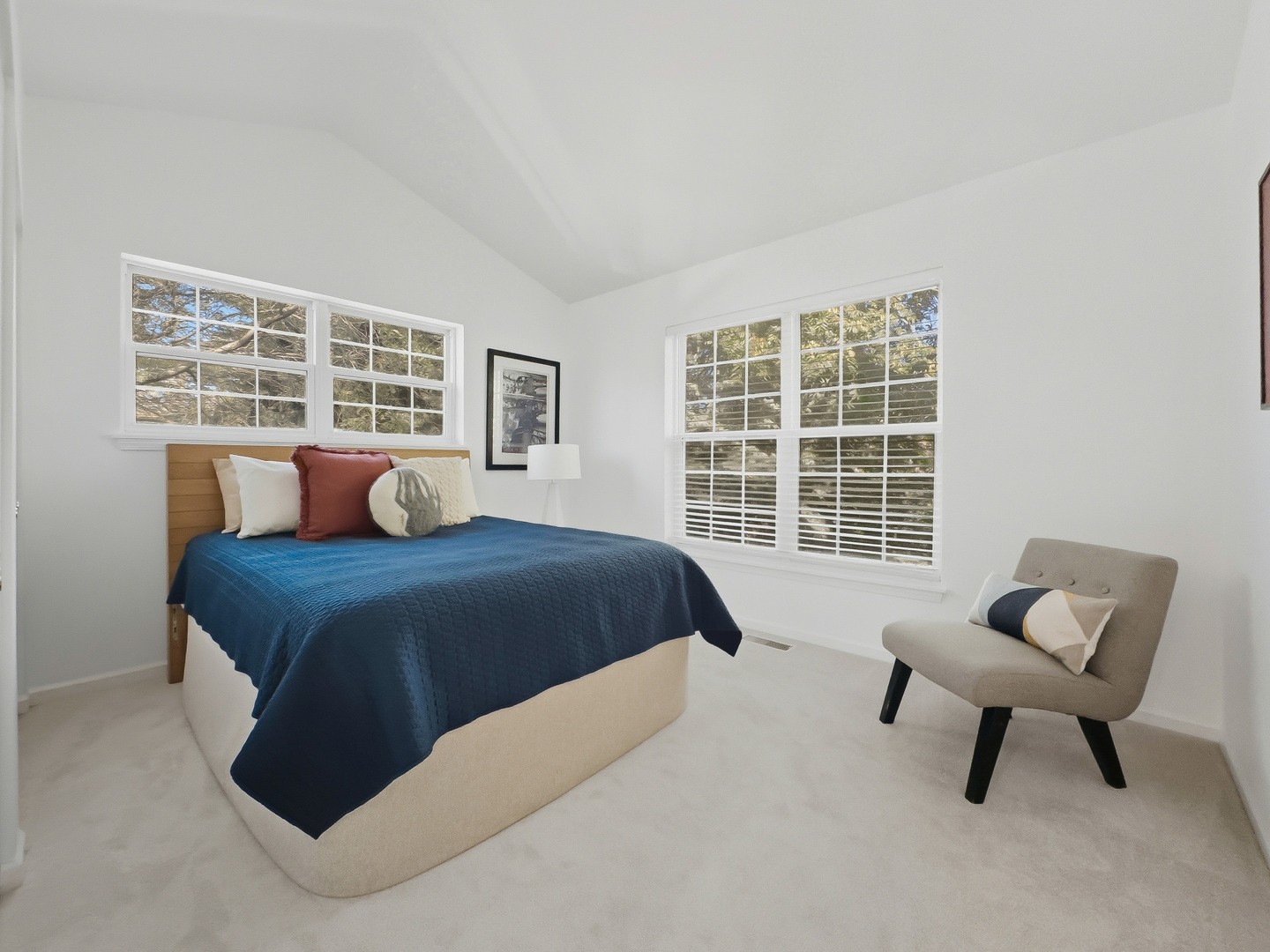 3809 N Milwaukee Avenue Unit: H