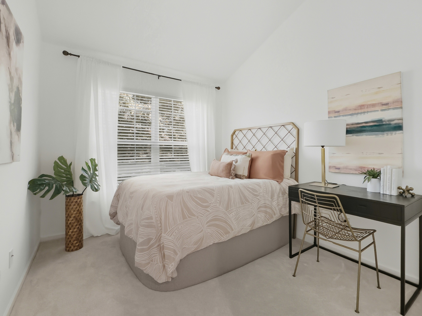 3809 N Milwaukee Avenue Unit: H