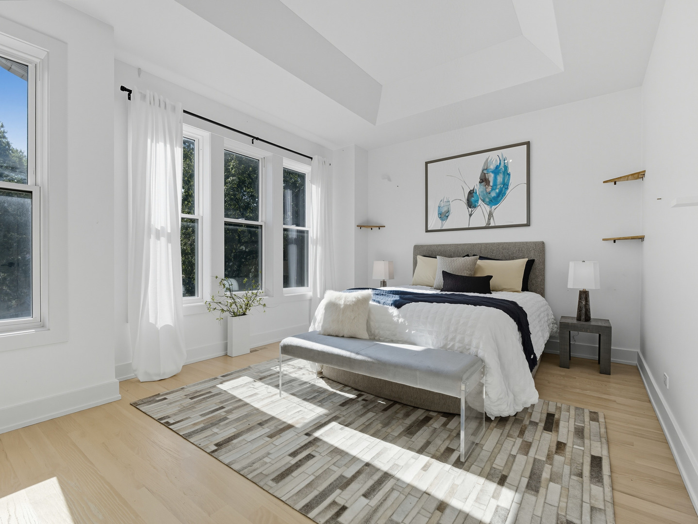 2906 N Woodard Street