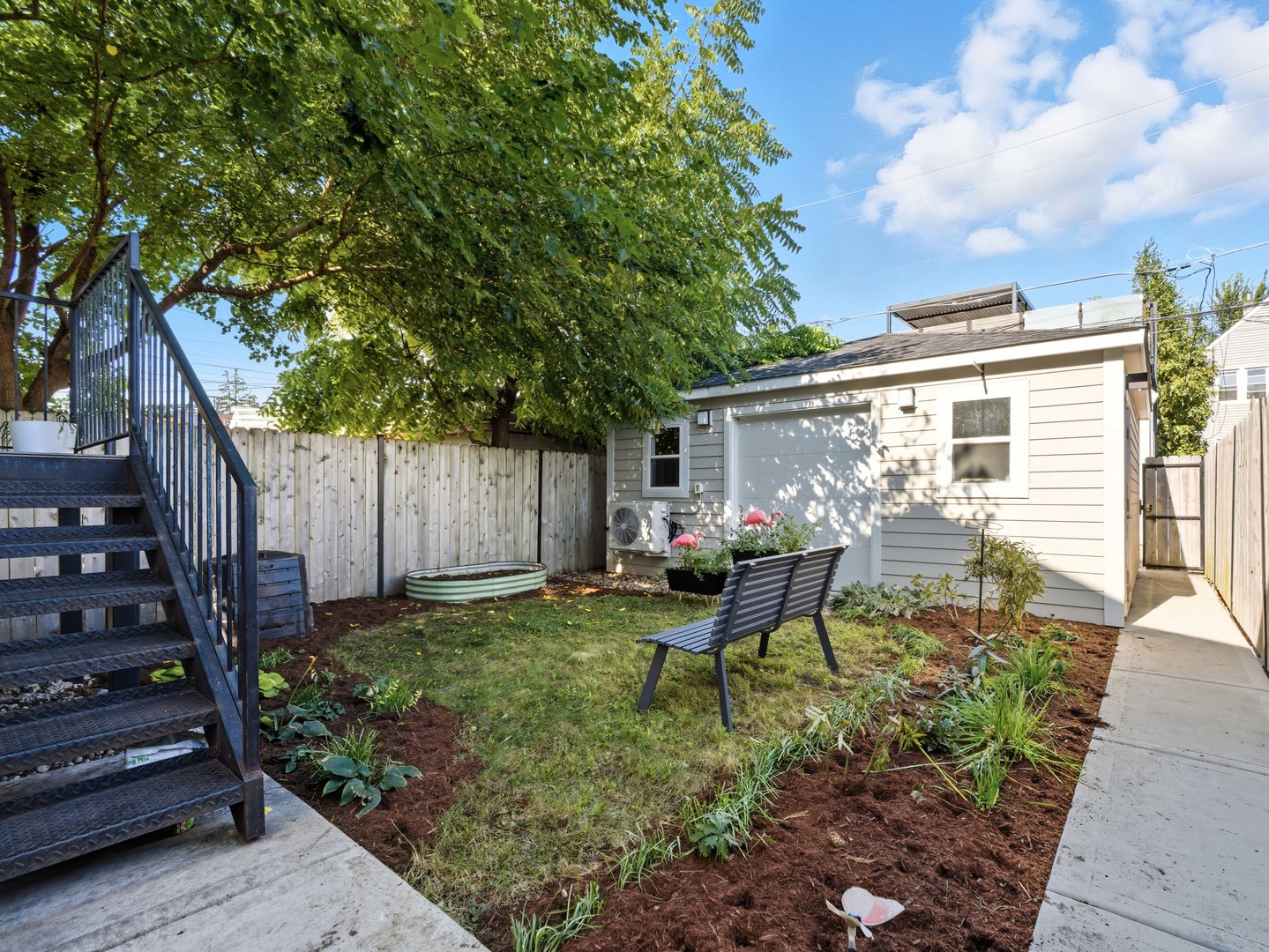 2906 N Woodard Street