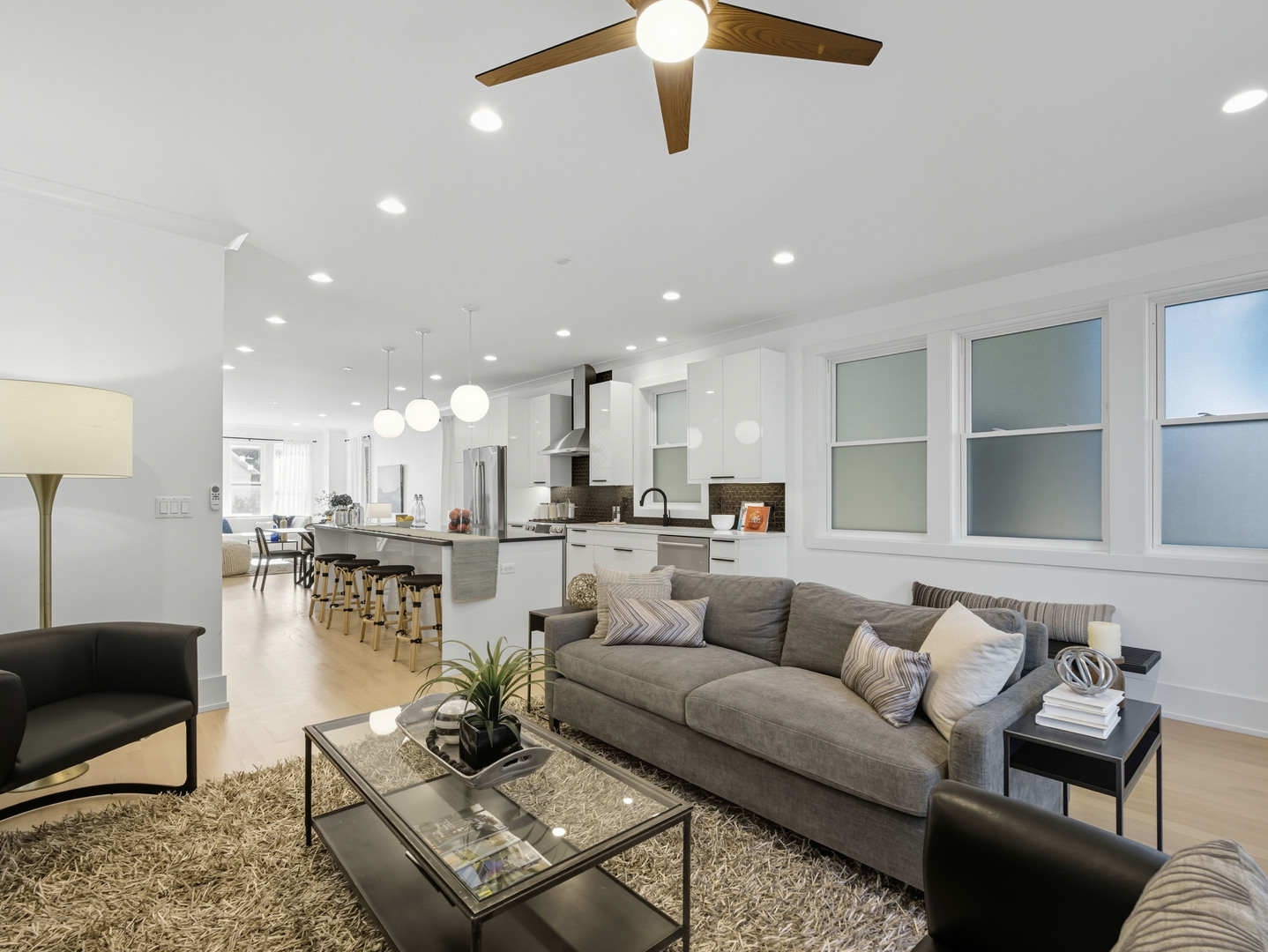 2906 N Woodard Street