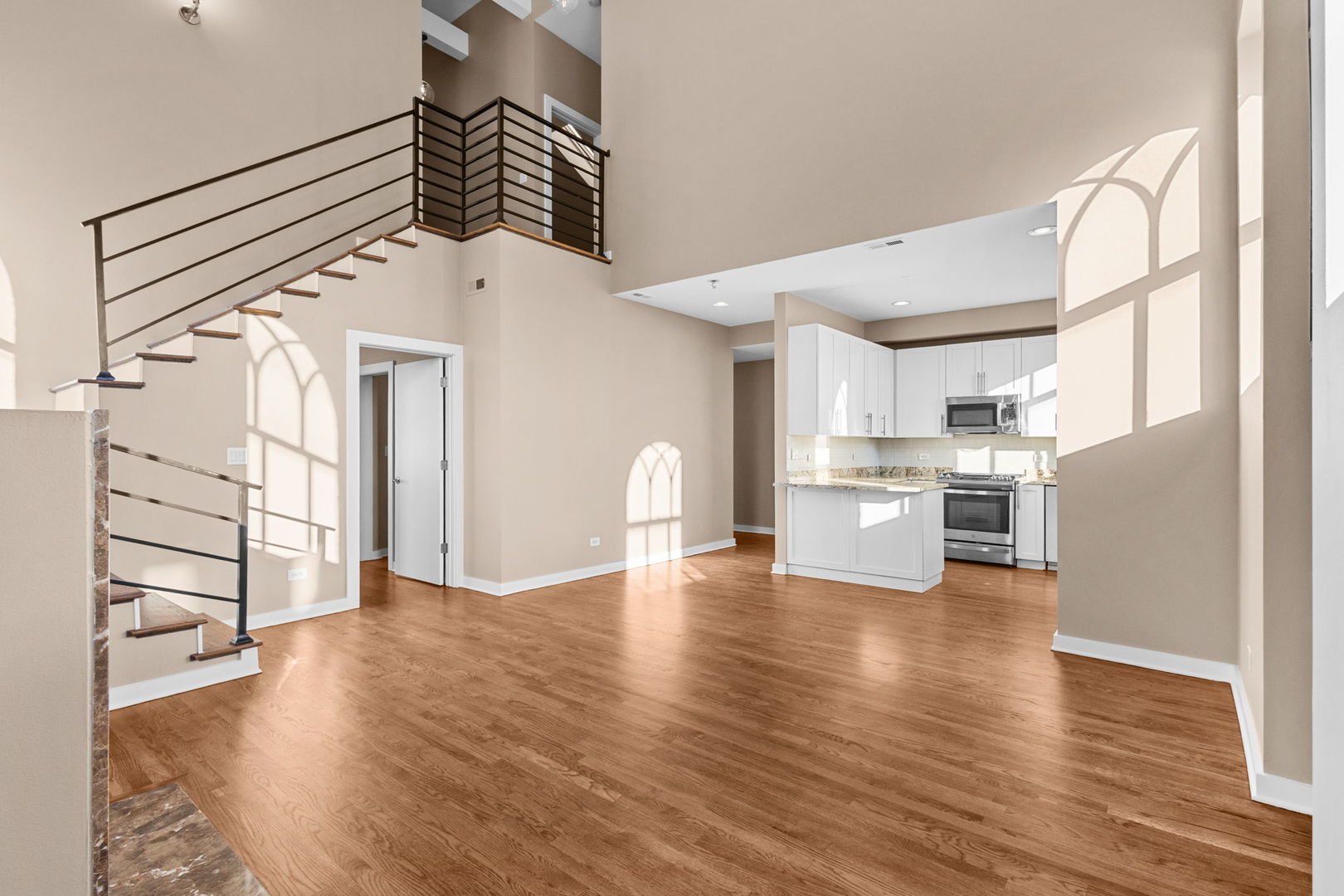 2150 W NORTH Avenue Unit: 2