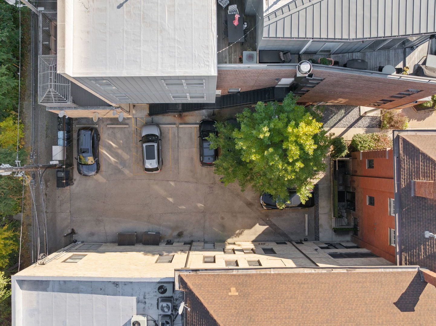 2150 W NORTH Avenue Unit: 2
