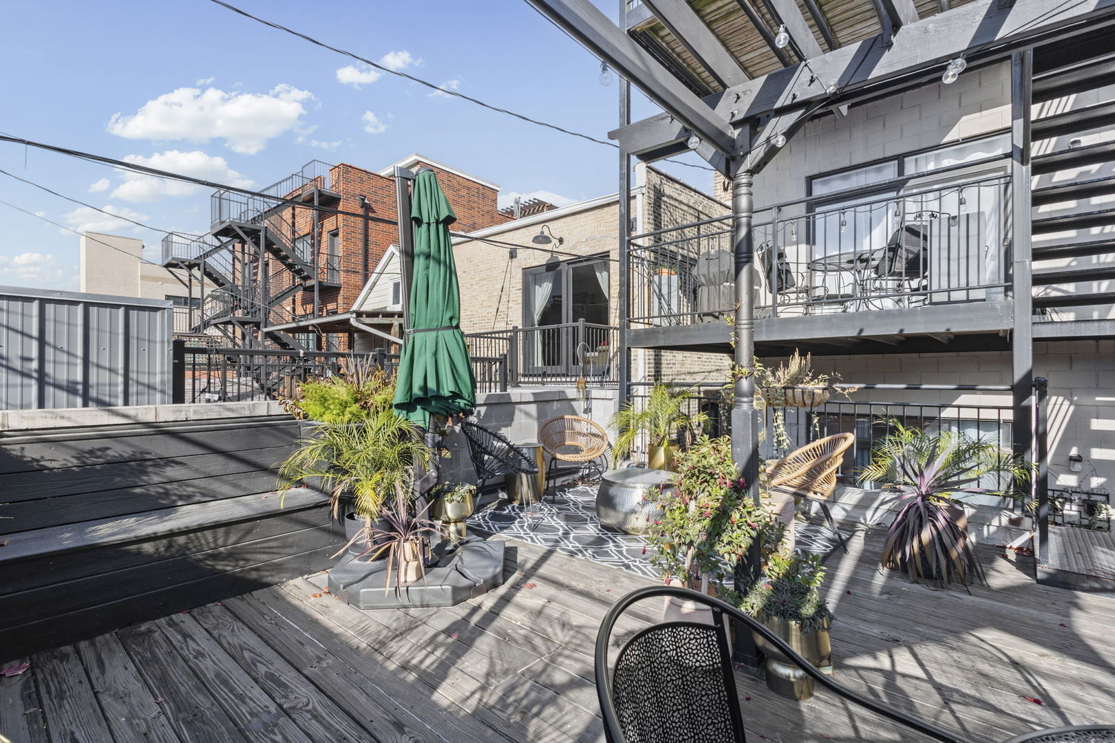1621 W Pierce Avenue Unit: 1