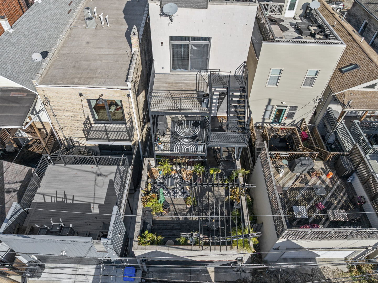 1621 W Pierce Avenue Unit: 1