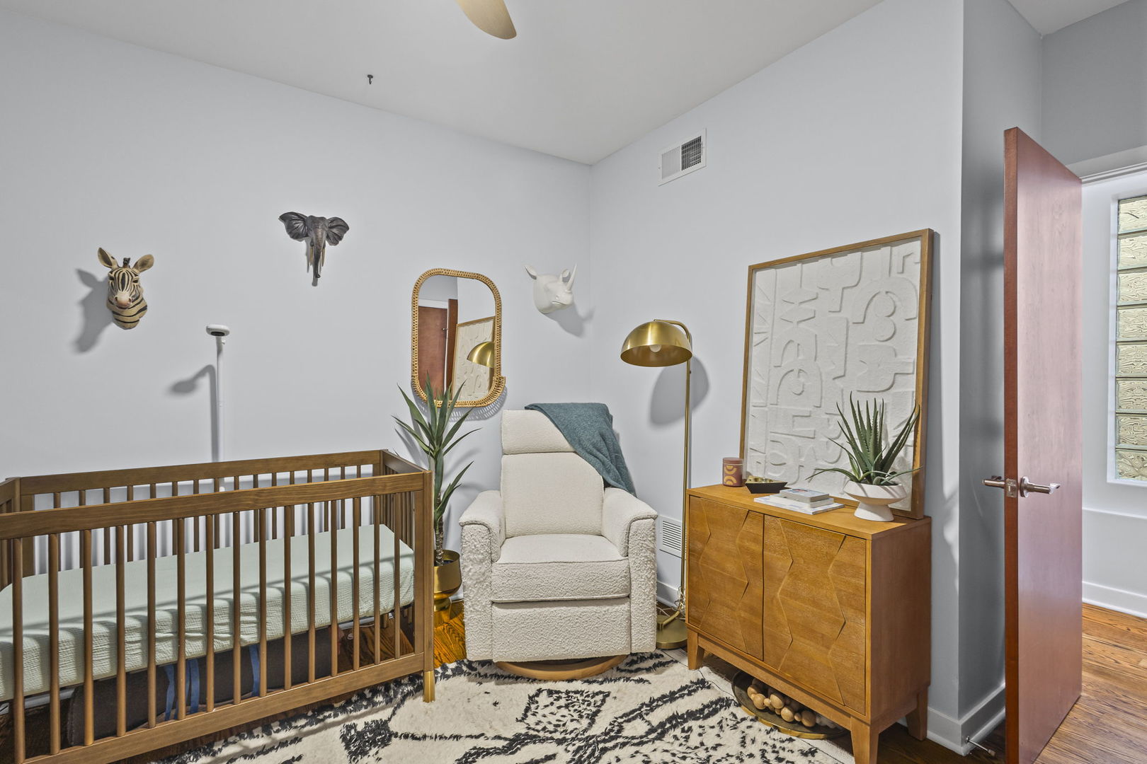 1621 W Pierce Avenue Unit: 1