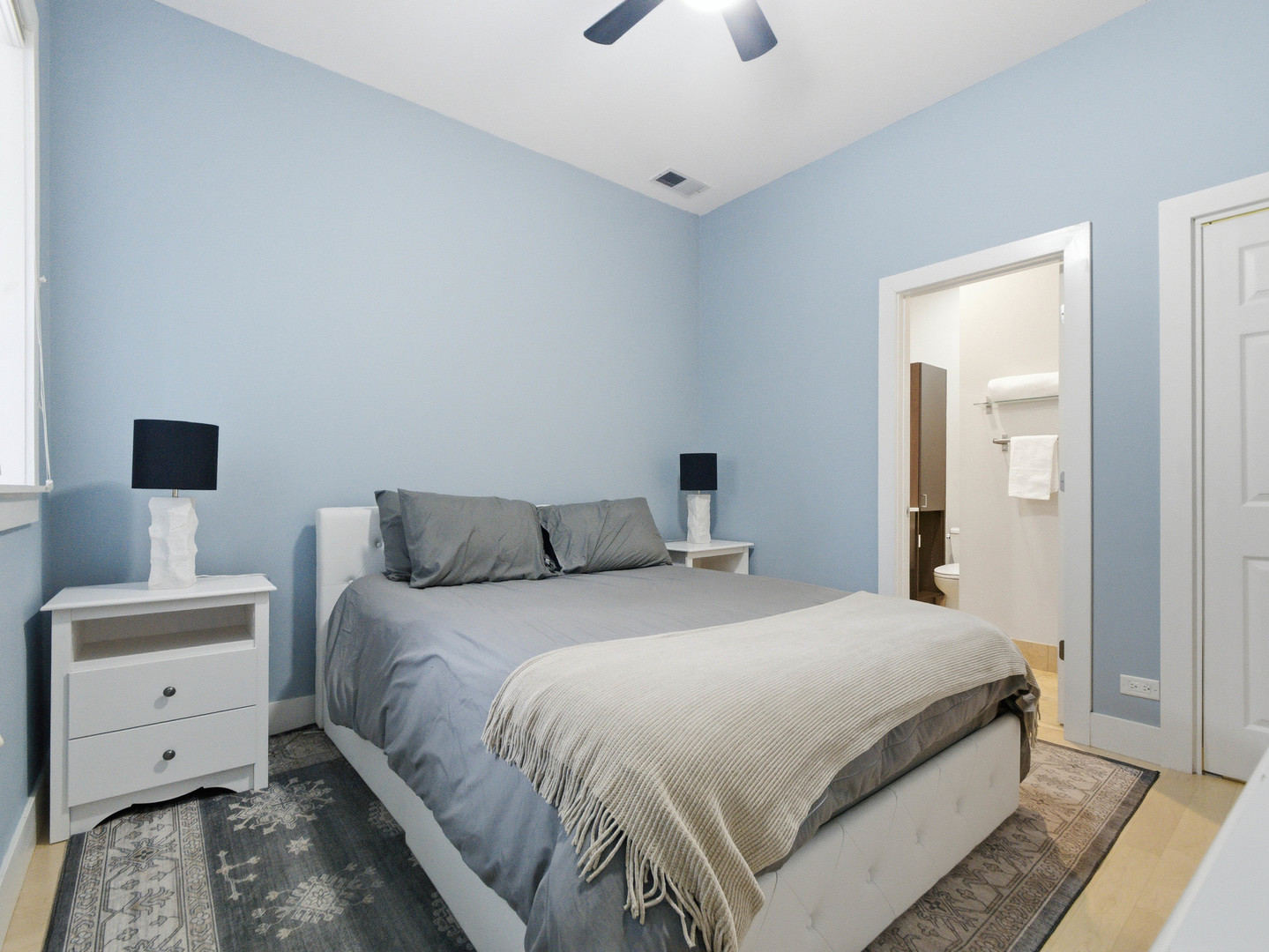 1523 N Wood Street Unit: 1