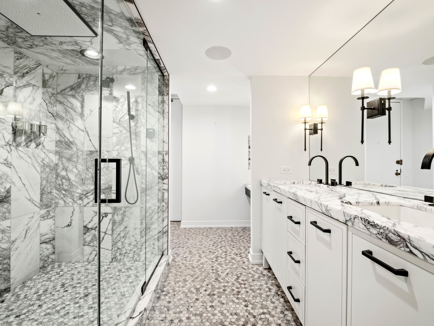 200 E Delaware Place Unit: 8-9C