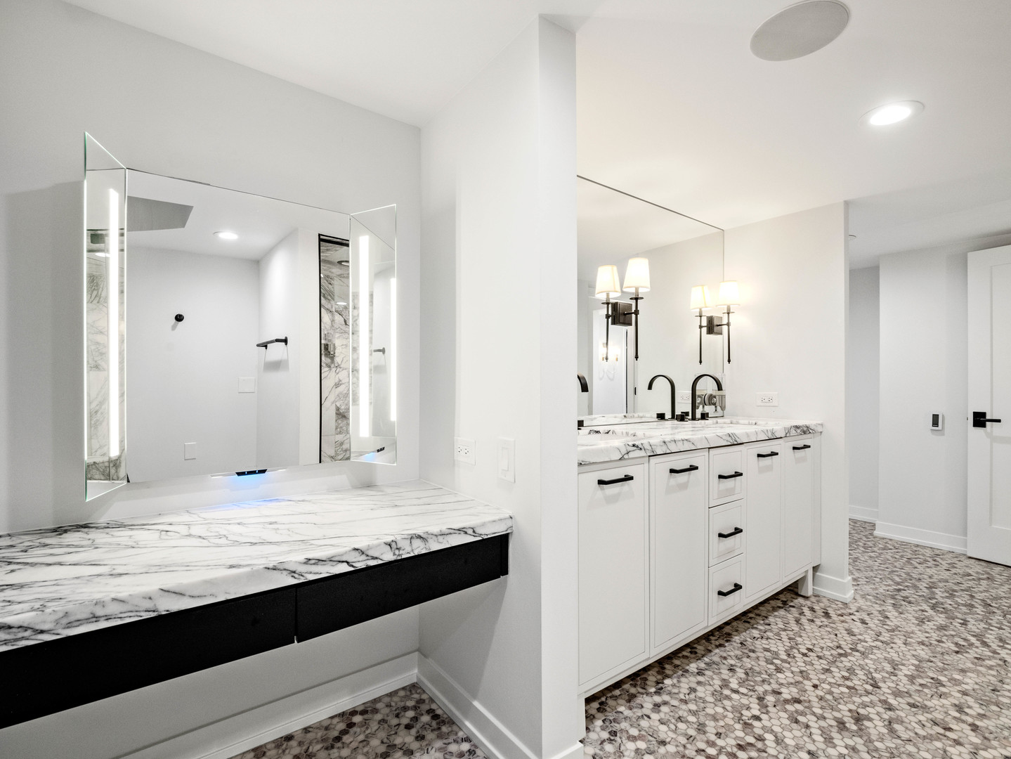 200 E Delaware Place Unit: 8-9C