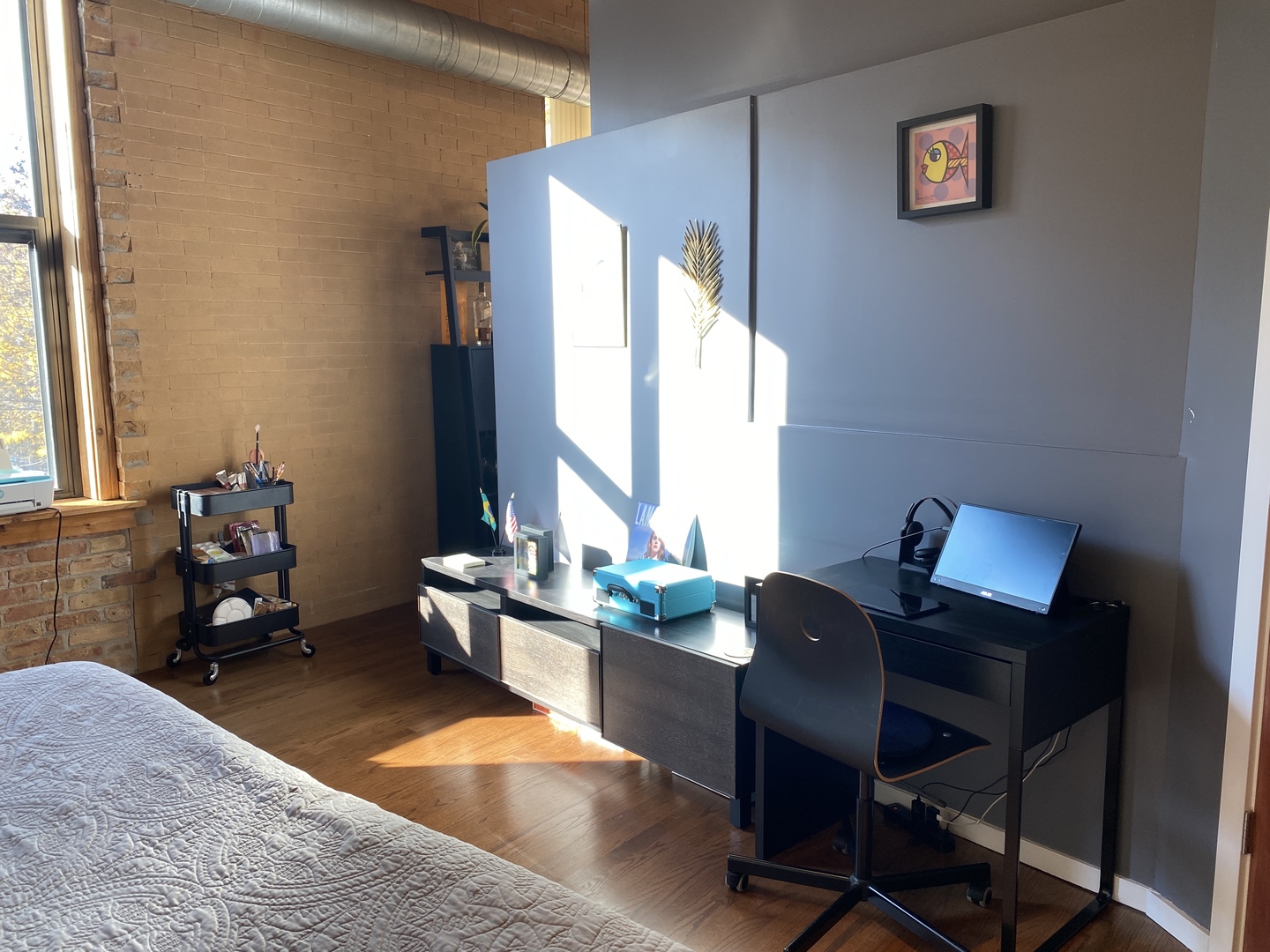 2511 W Moffat Street Unit: 204-D