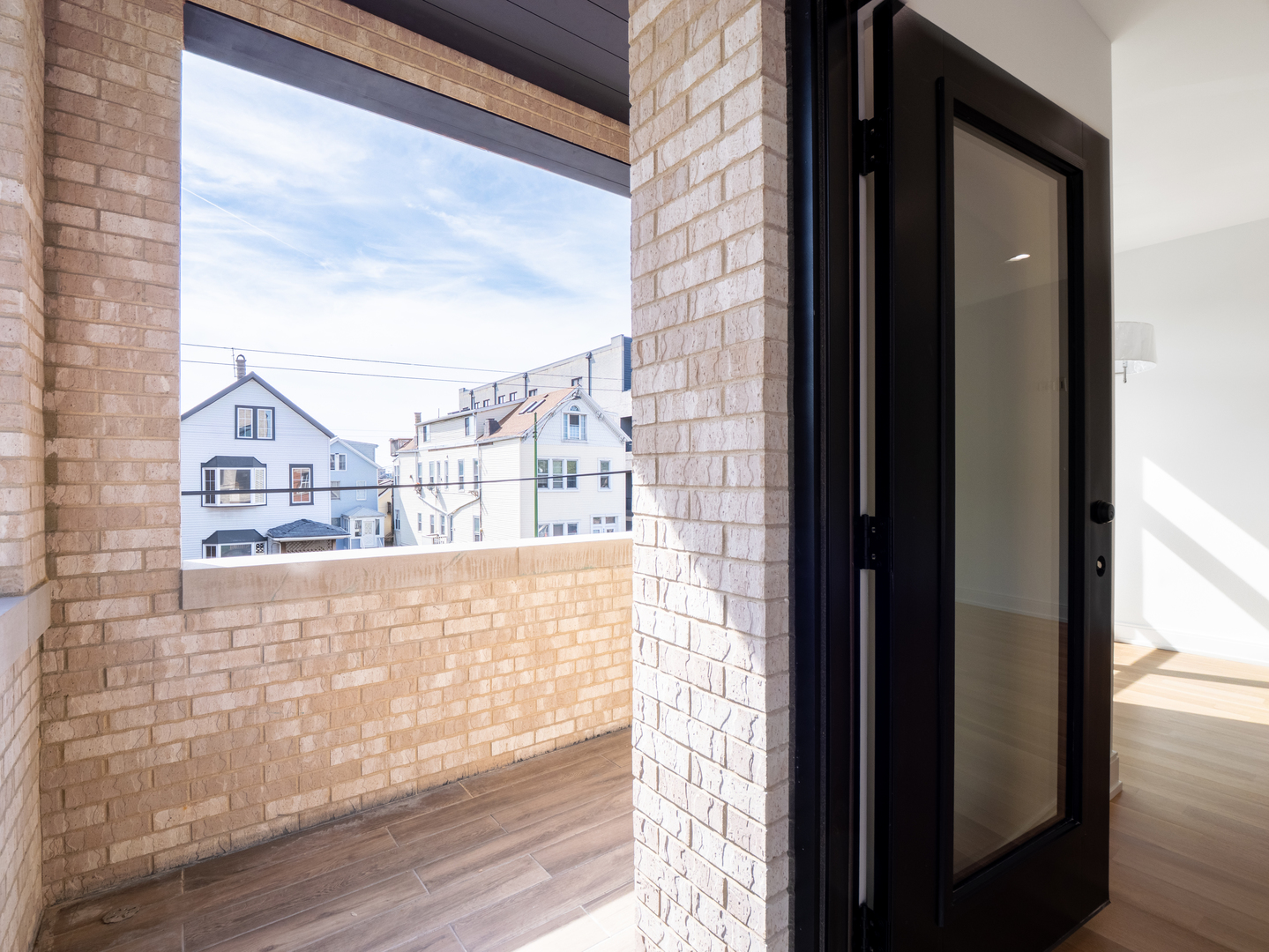2471 N Clybourn Avenue Unit: 1
