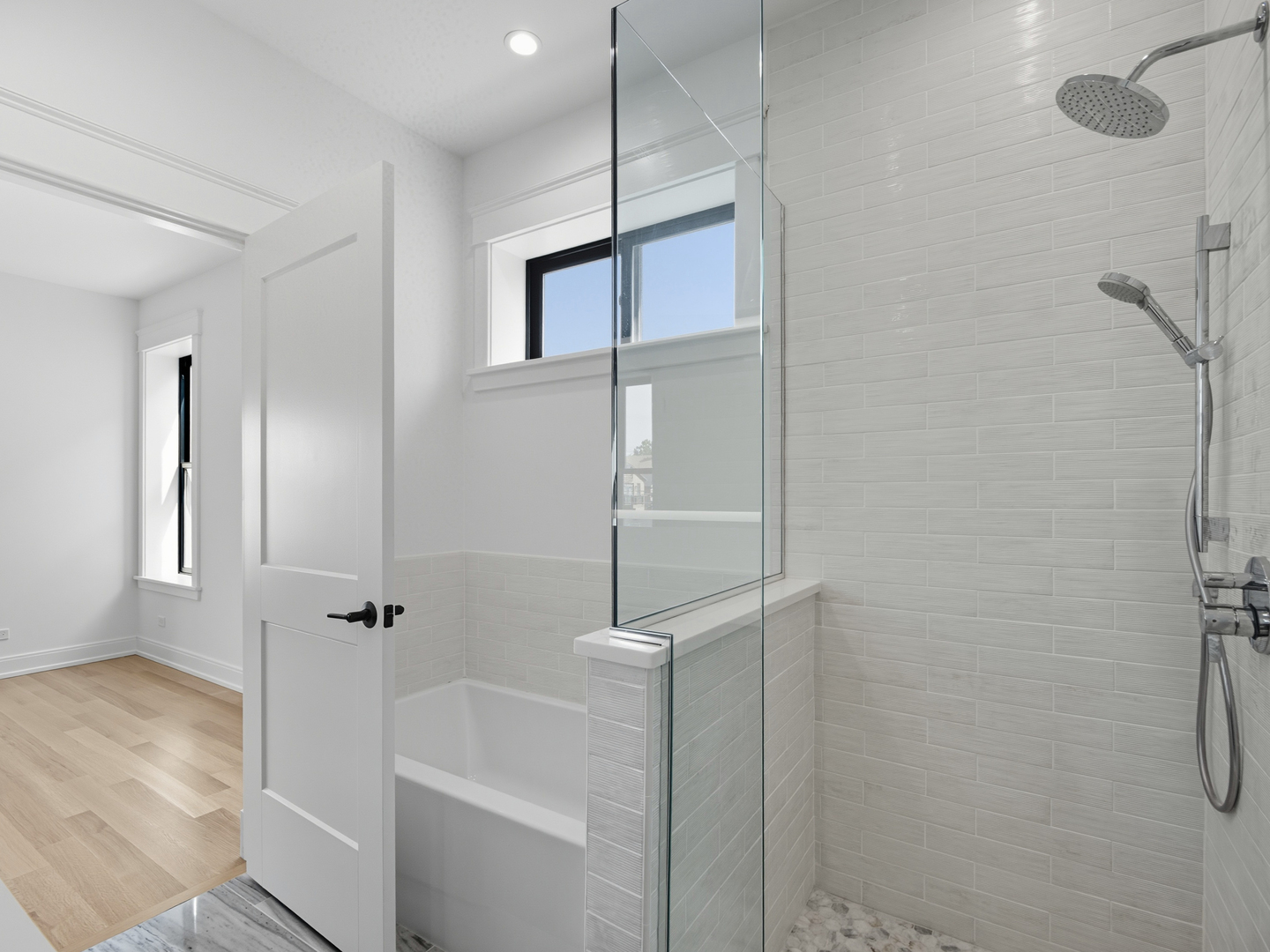 2471 N Clybourn Avenue Unit: 1