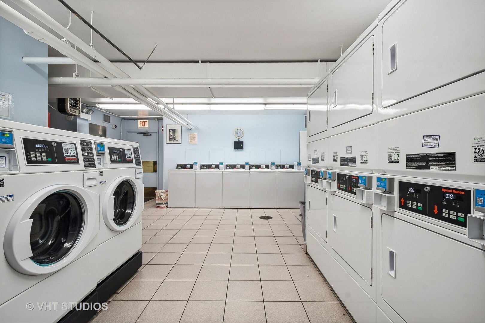 2740 N Pine Grove Avenue Unit: 6B